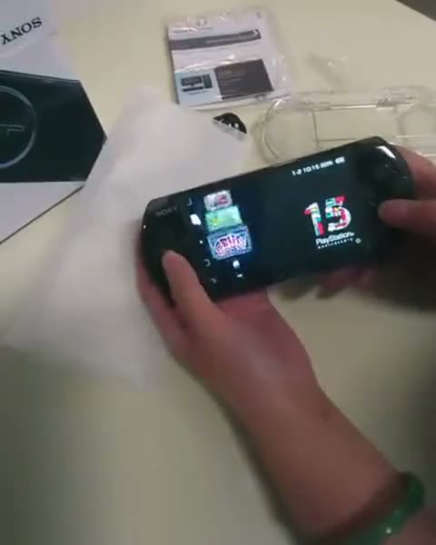 IPS screen upgrade, first boot on Instagram
